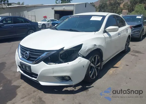 2016 Nissan Altima 2.5 Sr из США, поврежденный, VIN 1N4AL3AP2GC245728